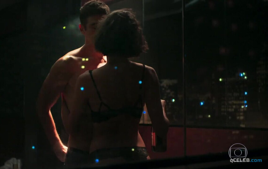 16. Agatha Moreira sexy, Deborah Evelyn sexy – A Dona do Pedaço s01e12 (2019)