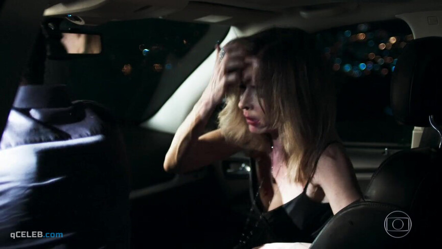 21. Agatha Moreira sexy, Deborah Evelyn sexy – A Dona do Pedaço s01e12 (2019)