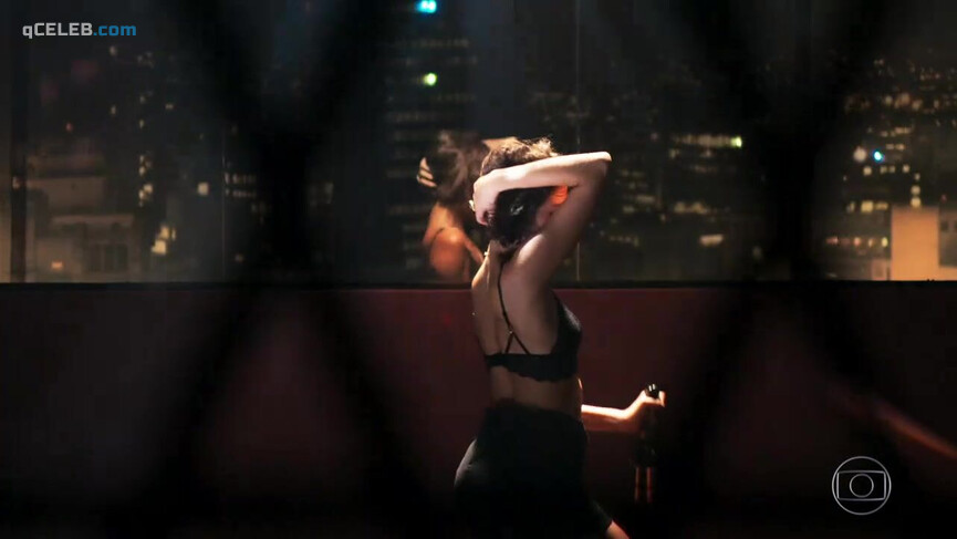 3. Agatha Moreira sexy, Deborah Evelyn sexy – A Dona do Pedaço s01e12 (2019)