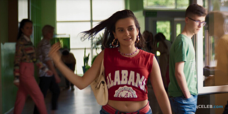 4. Karolina Kowalska nude – Belfer s03e05-06 (2023)