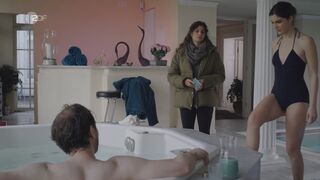 Sophia Mercedes Burtscher sexy – SOKO Koln s21e09 (2022)