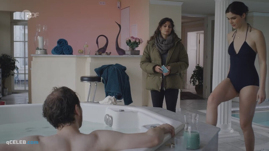 1. Sophia Mercedes Burtscher sexy – SOKO Koln s21e09 (2022)