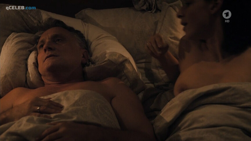 5. Martina Ebm nude – Vorstadtweiber s01e09 (2014)