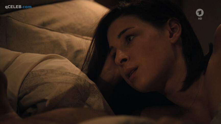 6. Martina Ebm nude – Vorstadtweiber s01e09 (2014)