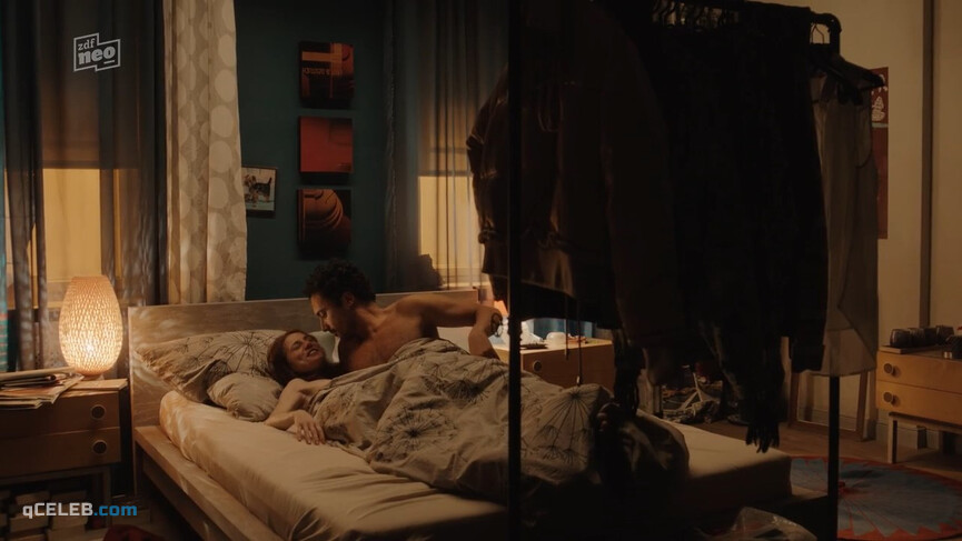 6. Josefine Preuss sexy – Nothing Fixed s02e03 (2021)