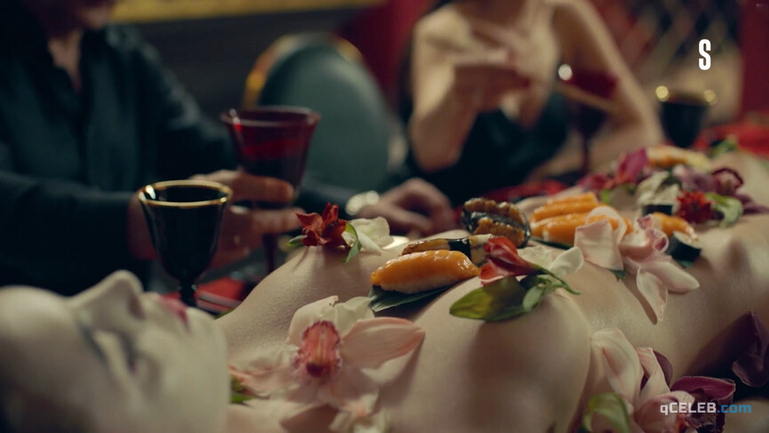 1. Aleksandra Revenko sexy – Gold Diggers s03e05 (2021)