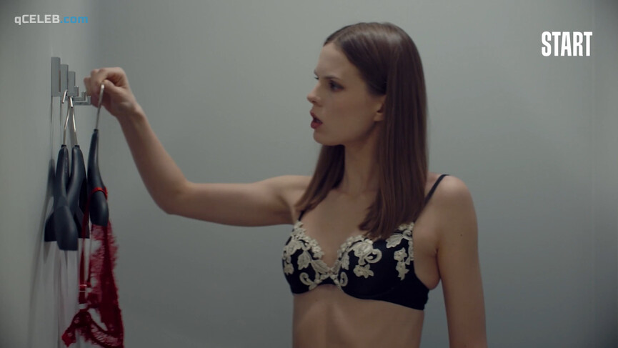 3. Aleksandra Revenko sexy – Gold Diggers s03e05 (2021)