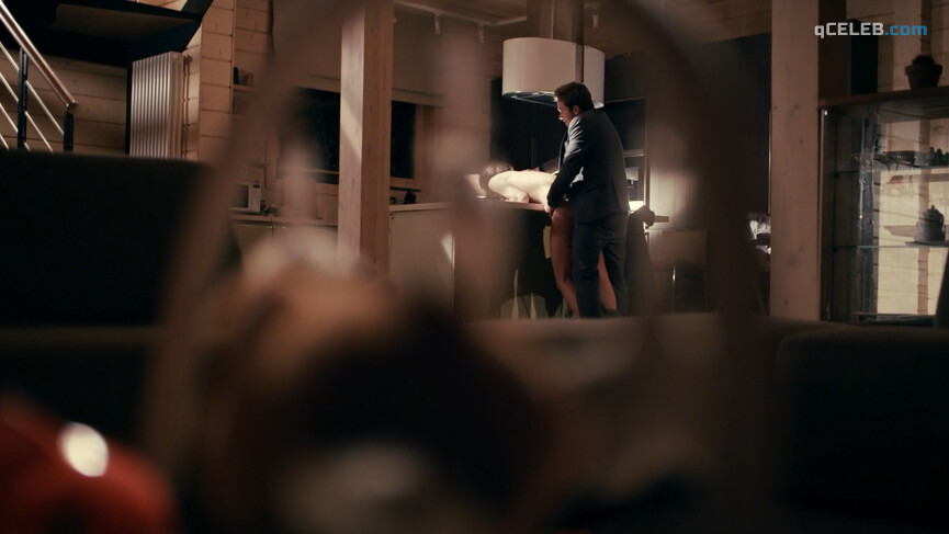 4. Paulina Andreeva sexy – The Method s02e13 (2021)