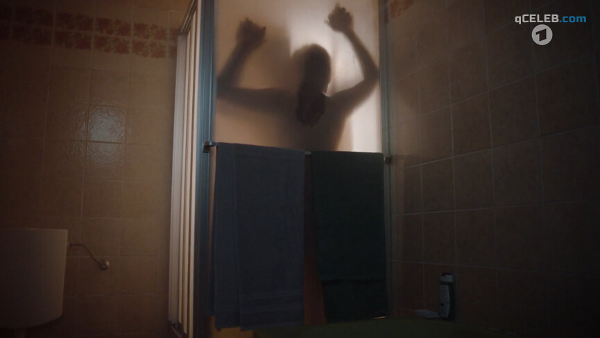 3. Katharina Wackernagel nude – Murder with a View s04e06 (2022)