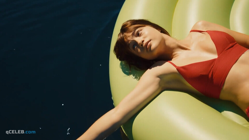 2. Lisa-Marie Koroll sexy – Wir sind jetzt s02e03 (2020)