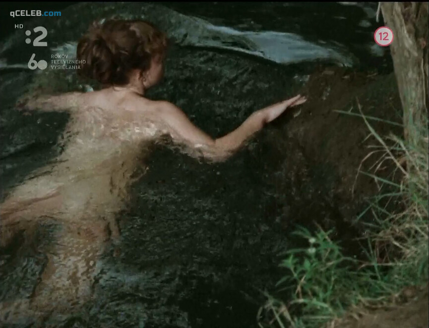 8. Petra Vancikova nude – Alzbetin Dvor (1986)