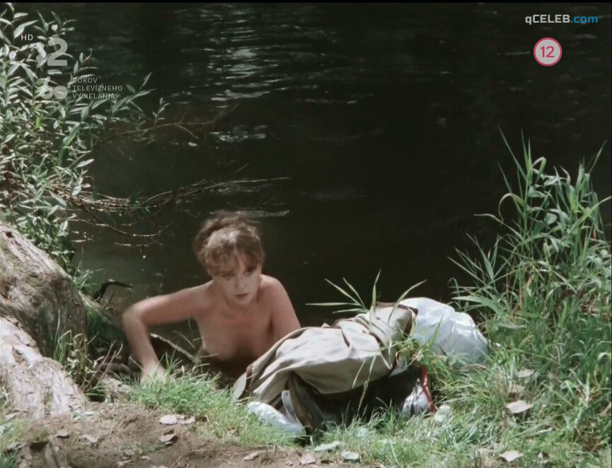 9. Petra Vancikova nude – Alzbetin Dvor (1986)