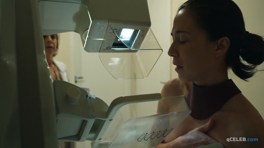 12. Marjorie Estiano nude – Sob Pressao 05e04-06 (2022)