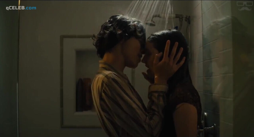 4. Kaitlyn Dever sexy – Beautiful Boy (2018)