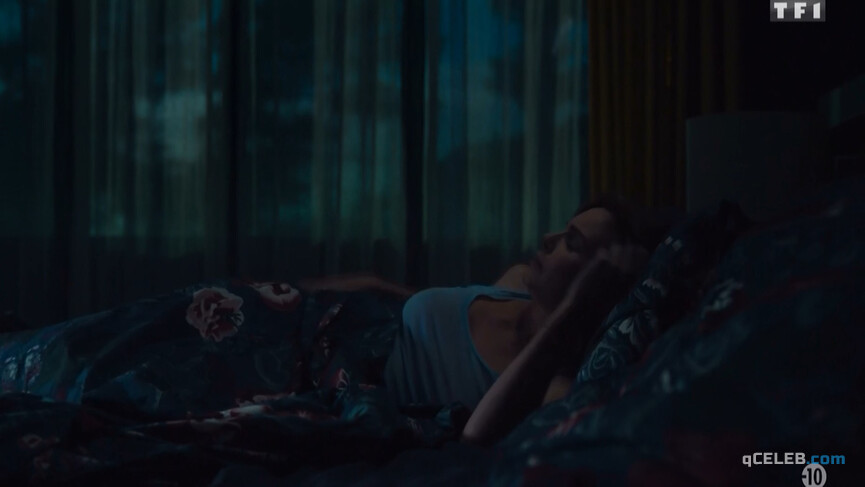 10. Claire Keim sexy – Infidele s02 (2020)