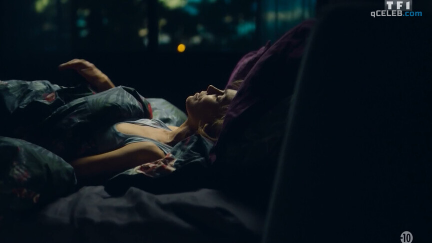 2. Claire Keim sexy – Infidele s02 (2020)