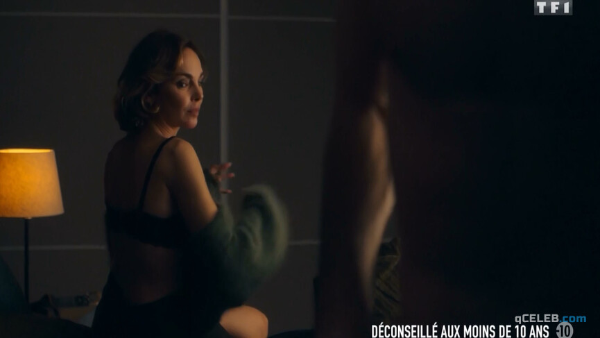 7. Claire Keim sexy – Infidele s02 (2020)