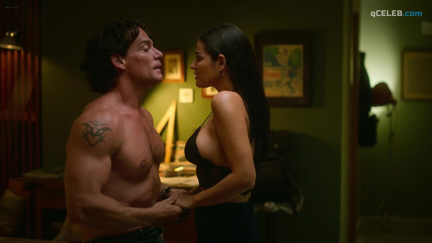 40. Maite Perroni sexy, Ela Velden nude, Alejandra Guzman sexy, Marimar Vega nude, Fabiola Campomanes nude, Helena Haro nude – El Juego de las Llaves s02 (2021)