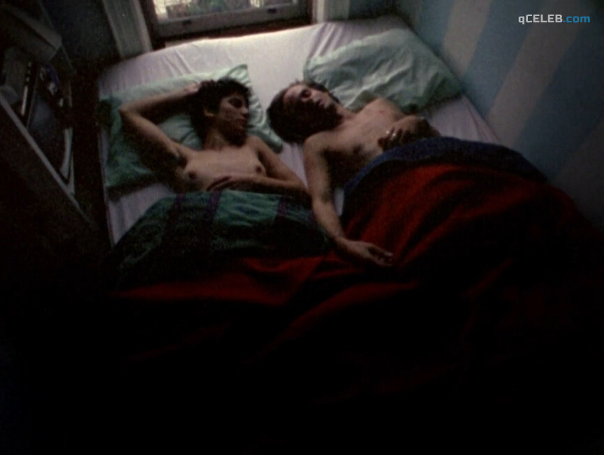 14. Meredith Snaider nude – Habit (1995)