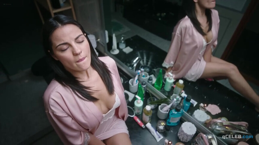 18. Ela Velden nude, Fabiola Campomanes sexy, Maite Perroni sexy, Marimar Vega sexy –  El juego de las llaves s01e01-03 (2019)