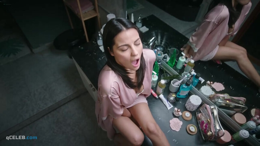 19. Ela Velden nude, Fabiola Campomanes sexy, Maite Perroni sexy, Marimar Vega sexy –  El juego de las llaves s01e01-03 (2019)