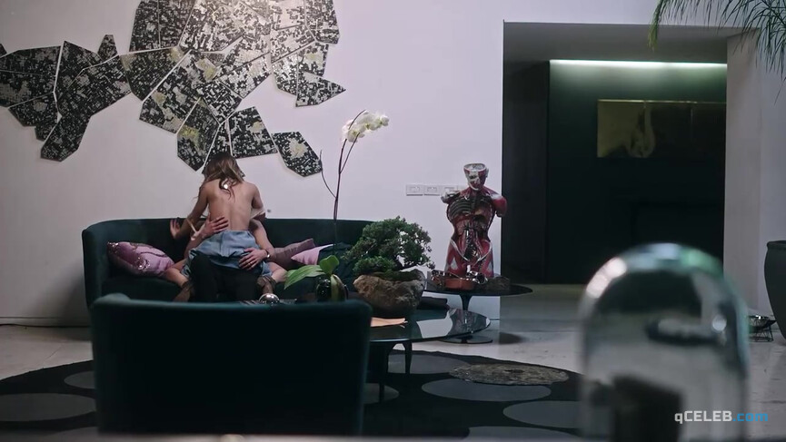 22. Ela Velden nude, Fabiola Campomanes sexy, Maite Perroni sexy, Marimar Vega sexy –  El juego de las llaves s01e01-03 (2019)