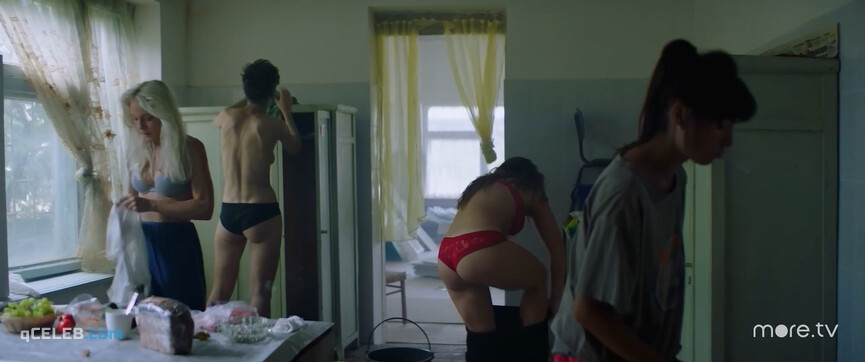 4. Alyona Mikhailova sexy, Irina Gorbacheva nude, Varvara Shmykova sexy – Chiki s01e04-05 (2020)