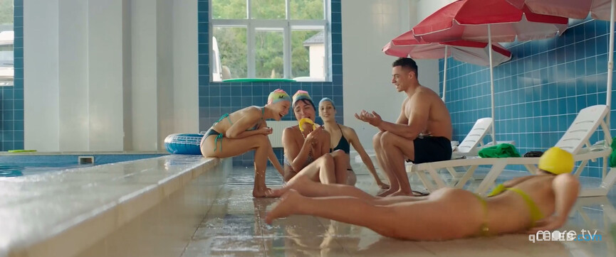 6. Alyona Mikhailova sexy, Irina Gorbacheva sexy, Varvara Shmykova sexy – Chiki s01e03 (2020)