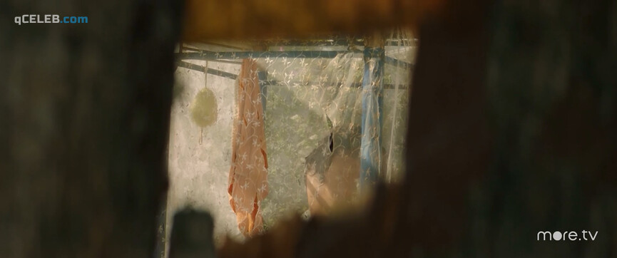 8. Alyona Mikhailova sexy, Irina Gorbacheva sexy, Varvara Shmykova sexy – Chiki s01e03 (2020)