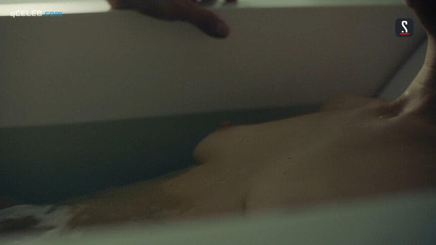 8. Darya Moroz nude, Sabina Akhmedova nude – Gold Diggers s02e08 (2020)