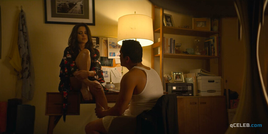 4. Carmela Zumbado sexy – YOU s02e04 (2019)