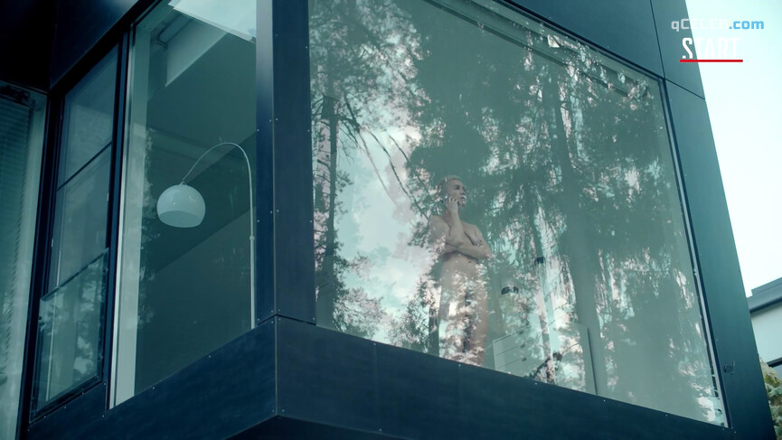 6. Darya Moroz nude, Sabina Akhmedova nude – Gold Diggers s02e02 (2020)