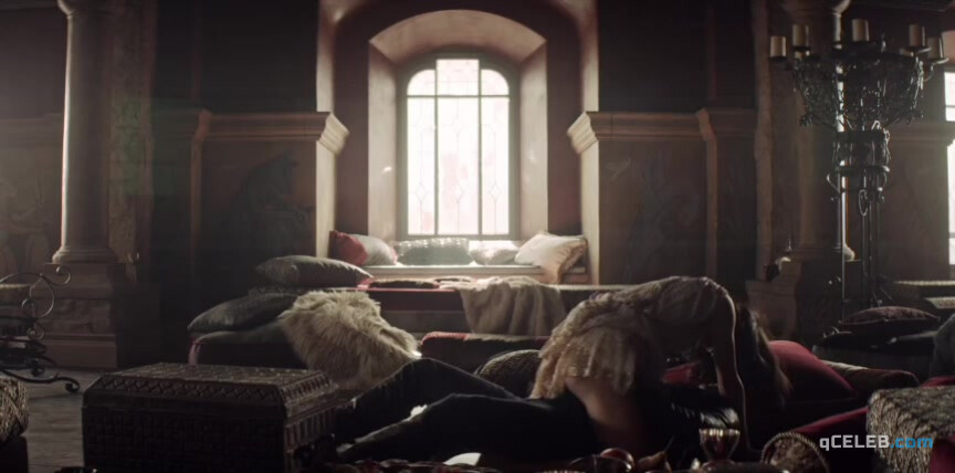 4. Anya Chalotra  sexy – The Witcher s01e05 (2019)