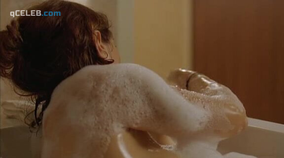 3. Valérie Benguigui nude – Comme t'y es belle! (2006)