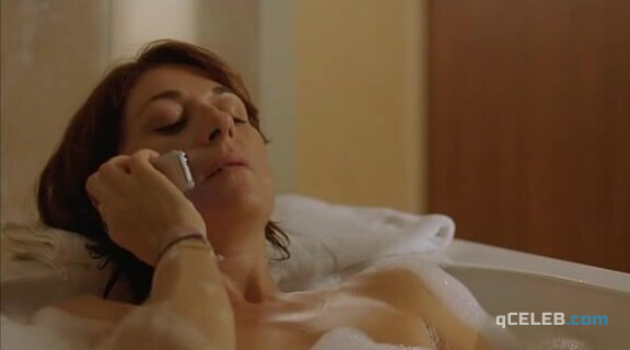 4. Valérie Benguigui nude – Comme t'y es belle! (2006)