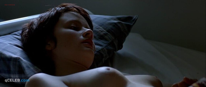 1. Pauline Etienne nude, Claire Bodson nude – Private Lessons (2009)