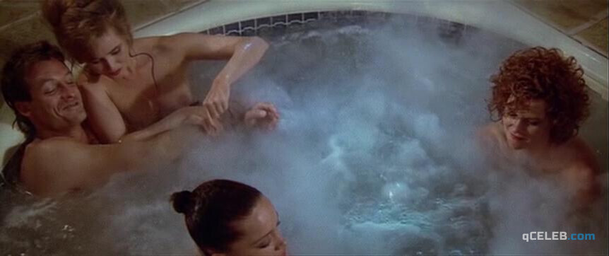 1. Lysette Anthony nude, Ellen Barkin sexy, Tea Leoni sexy, Victoria Mahoney nude – Switch (1991)