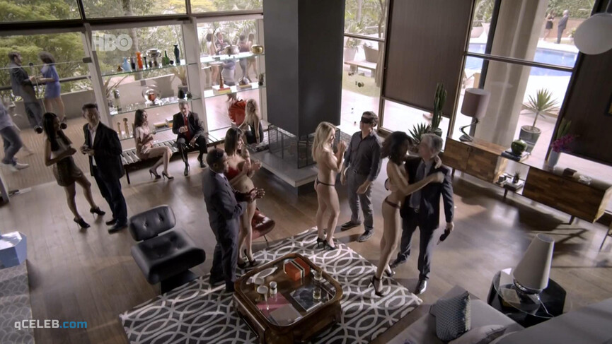 2. Joyce Almeida nude, Aline Samy nude – El Negocio s02e10 (2014)