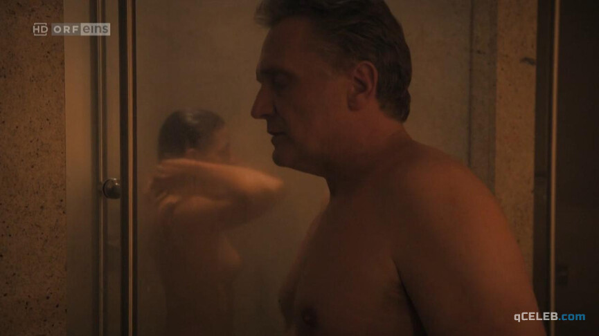 3. Martina Ebm nude – Vorstadtweiber s01e05 (2015)