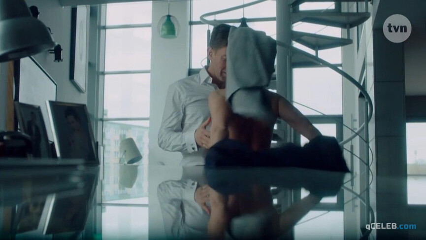 3. Magdalena Boczarska nude – Second Chance s01e03 (2016)